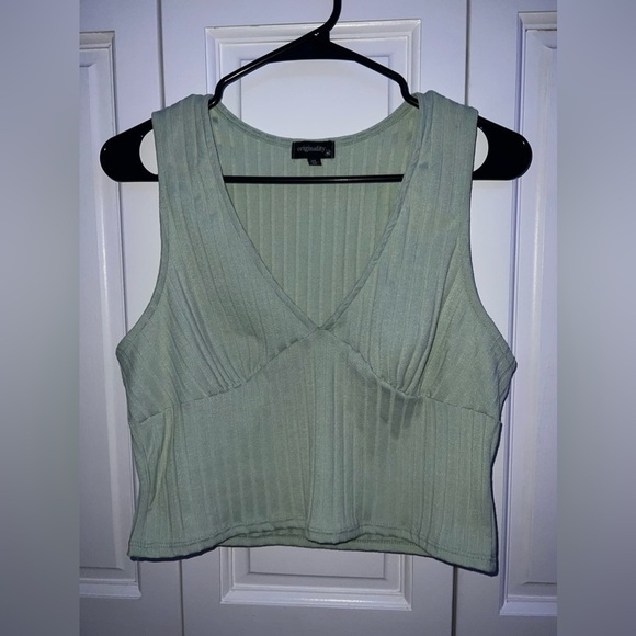 Sage Green Cropped Tank - Picture 3 of 5